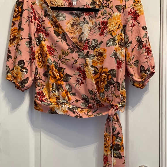 Xhilaration Floral-Print Elbow-Sleeve V-Neck Wrap Top Size XS - Picture 7 of 7